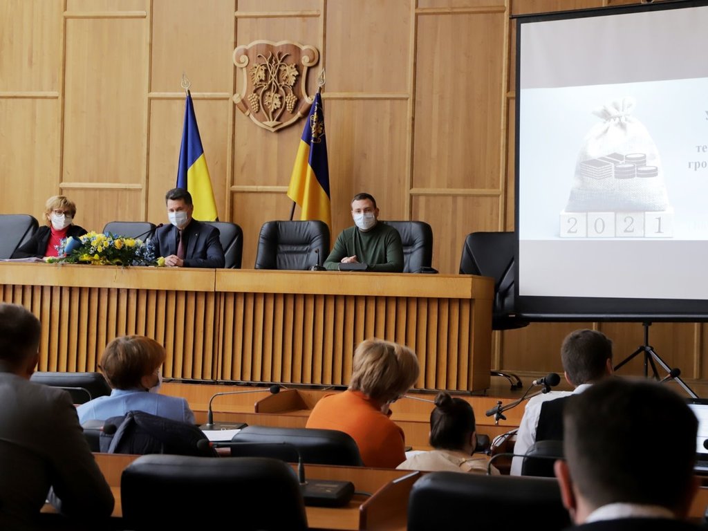 Проєкт бюджету Ужгорода на наступний, 2021 рік, публічно обговорили у п’ятницю в міській раді