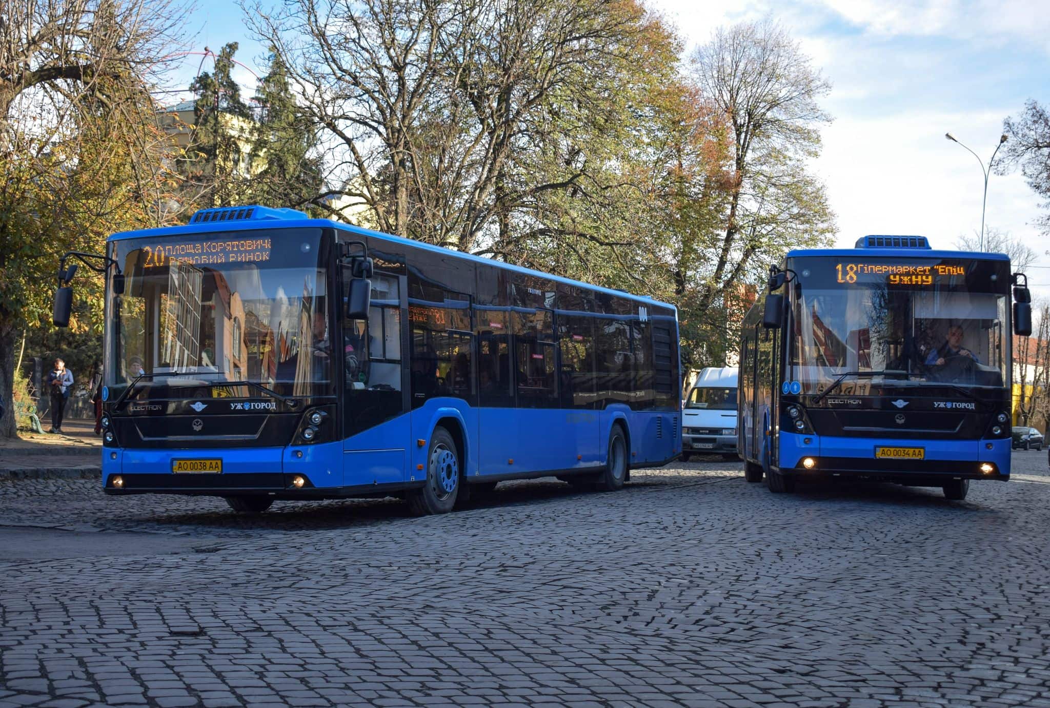 Для безкоштовного проїзду на міських автобусах ужгородські школярі мають мати учнівський квиток