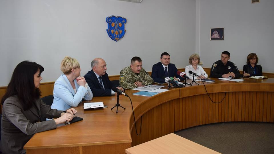 Півтори сотні юнаків з Ужгорода та району з квітня до червня планують призвати на військову строкову службу