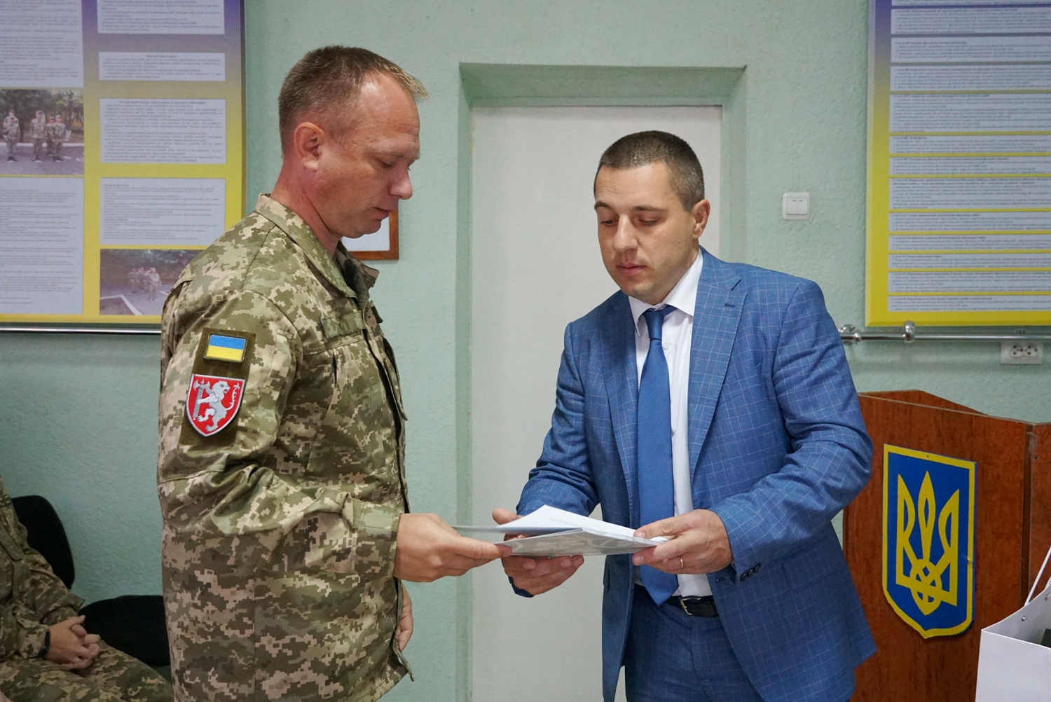 В Ужгородському зональному відділі Військової служби правопорядку відбулися урочистості з нагоди Дня захисника України