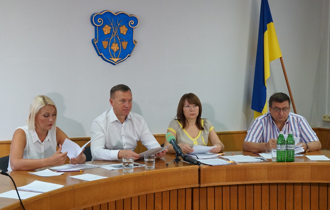 В Ужгороді  створили мобільну бригаду допомоги потерпілим від домашнього насильства - одне з рішень виконкому