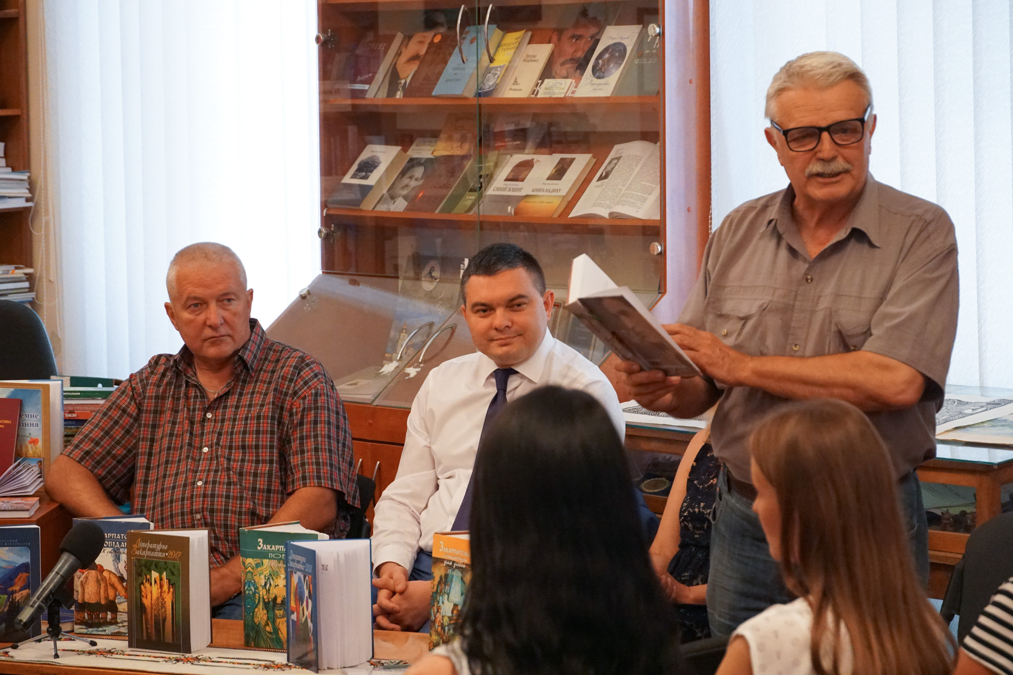 Виставку «У незалежності Вкраїни – їх слово і життя»  відкрили в Народному музеї літератури Закарпаття