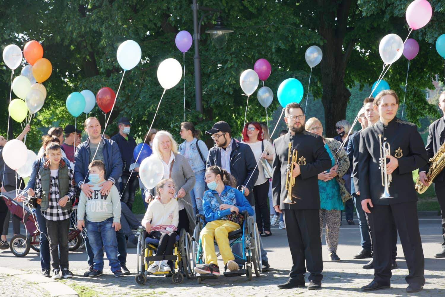 Учасники маршу-ходотону пройшли центром Ужгорода