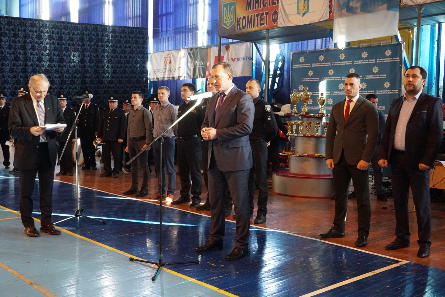 В Ужгороді – змагання з гирьового спорту серед поліцейських