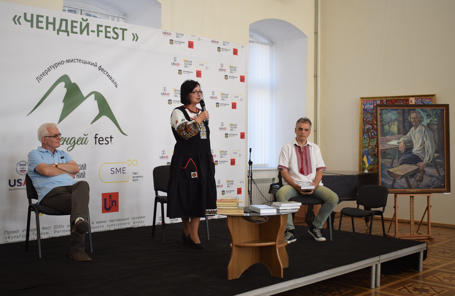 Літературно-мистецький «ЧЕНДЕЙ ФЕСТ 2020» стартував в Ужгороді