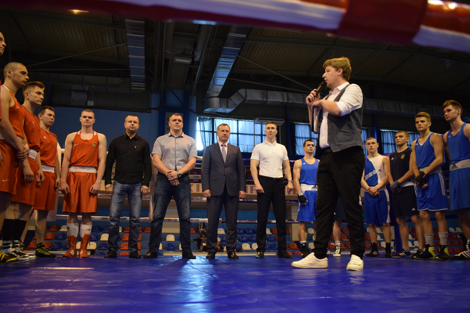 Чемпіонат Ужгорода з боксу триває цими днями у спорткомплексі «Юність»