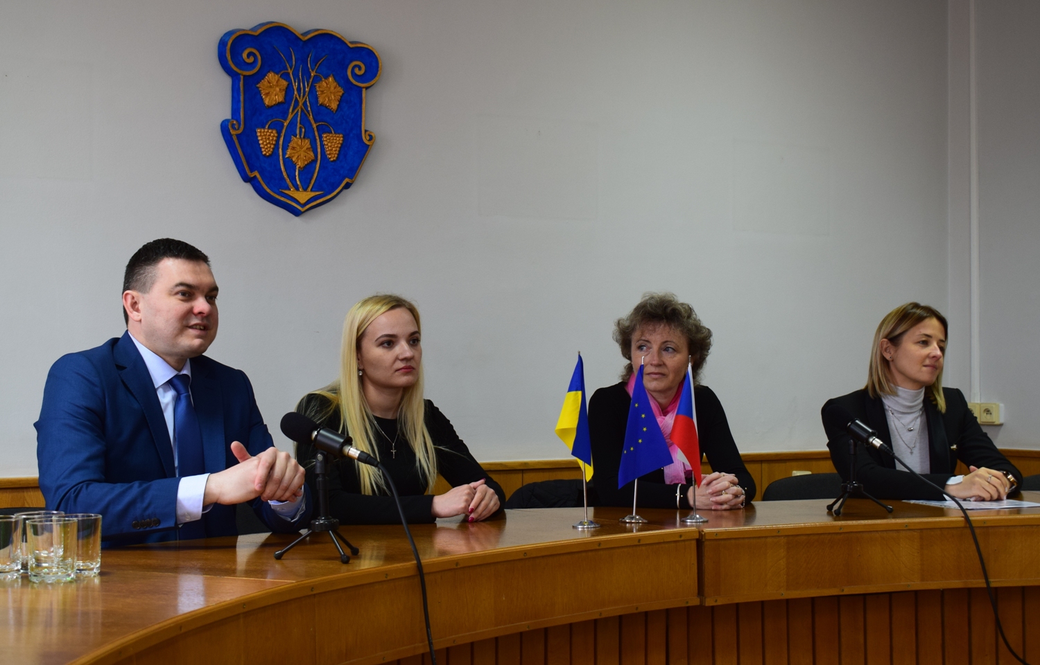Делегація вчителів із чеської Височини перебуває в Ужгороді: зустріч у міськраді