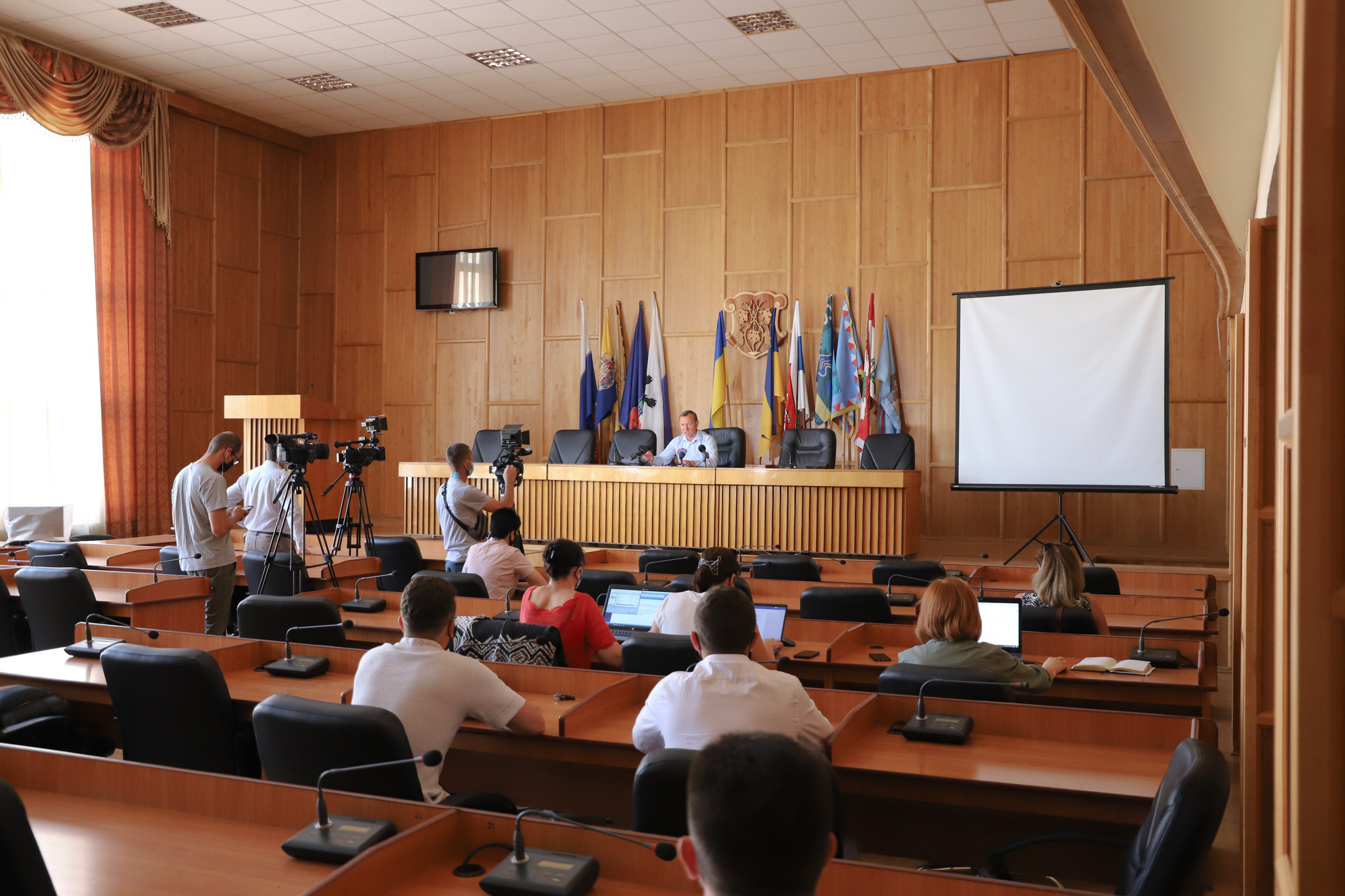Міжнародний проєкт «Безпечні міста» презентували сьогодні в Ужгородській міській раді