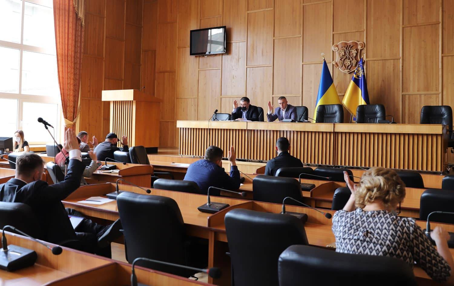 15 протоколів про адміністративні правопорушення розглянули сьогодні на засіданні адмінкомісії в Ужгородській міській раді