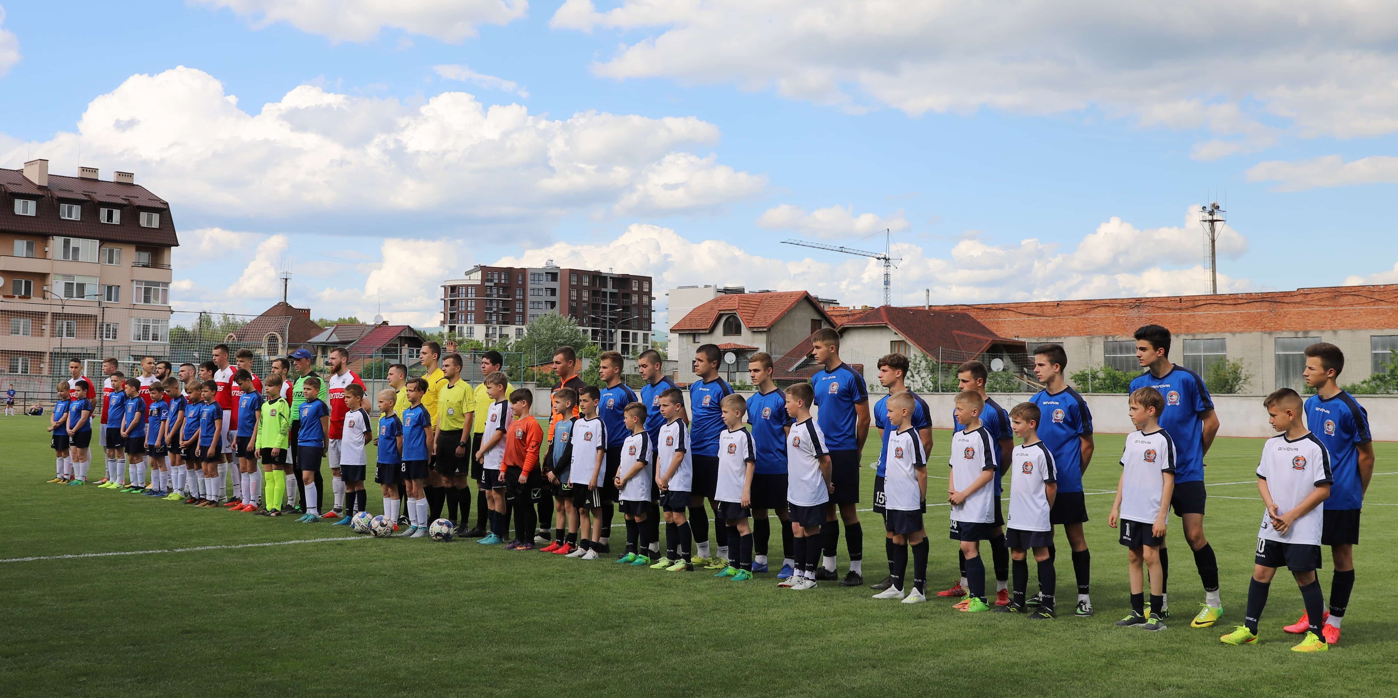 В Ужгороді стартували матчі чемпіонату області із футболу