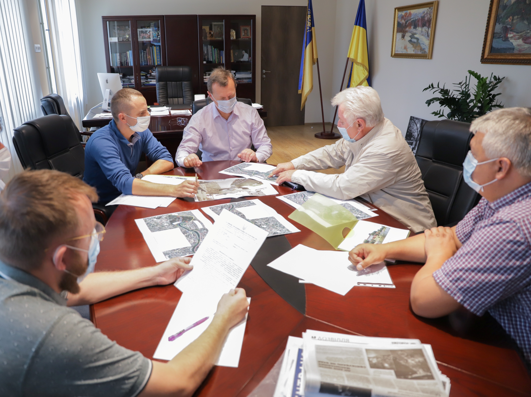 В Ужгородській міській раді сьогодні відбулася робоча зустріч щодо реалізації проєкту FloodUZH