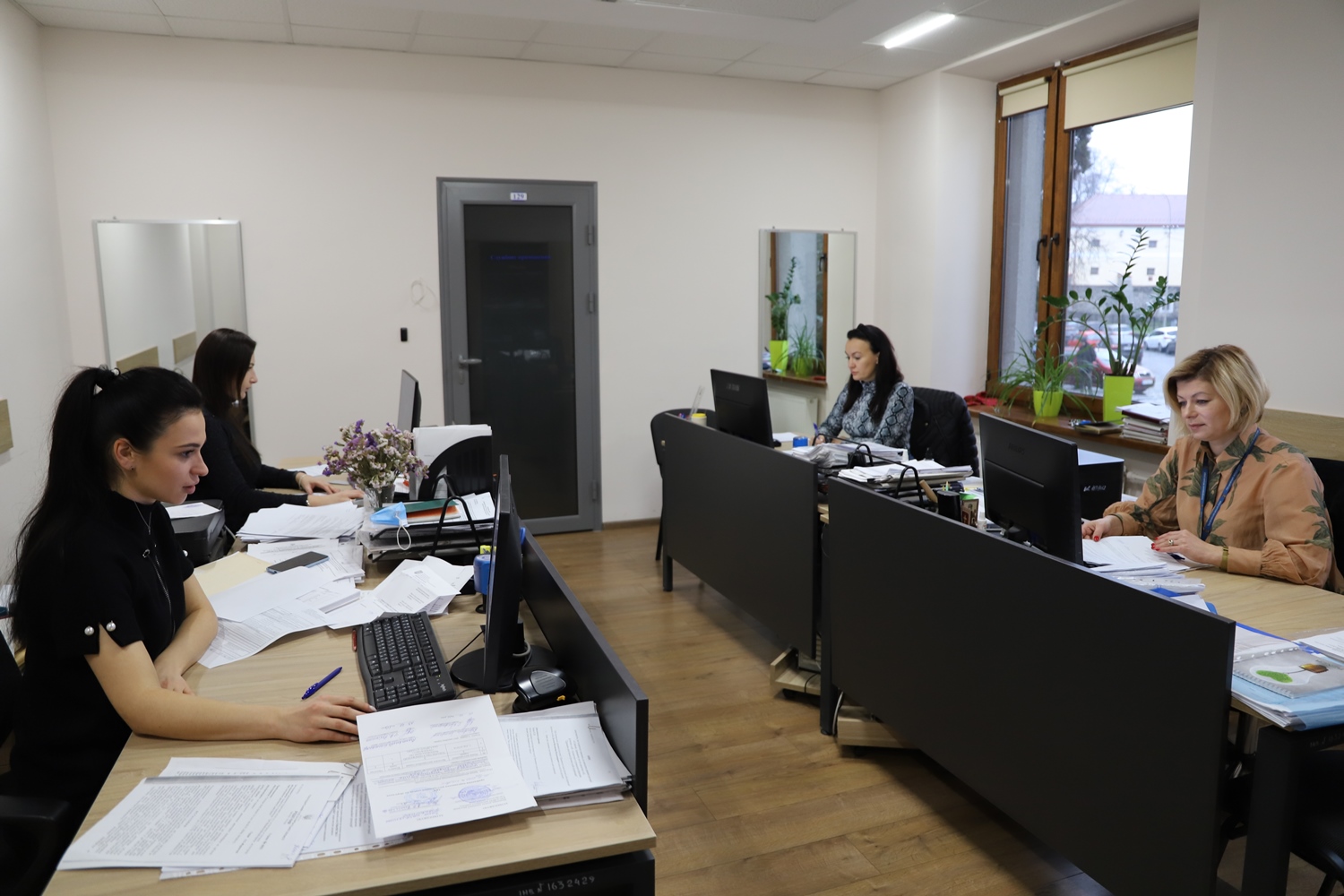 Південно-Західне міжрегіональне управління Міністерства юстиції відзначило роботу реєстраторів Ужгородської міської ради