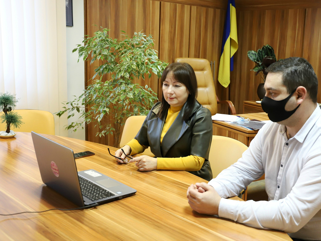 Працівники Ужгородської міської ради взяли участь в онлайн-засіданні «Асоціації відкритих міст»