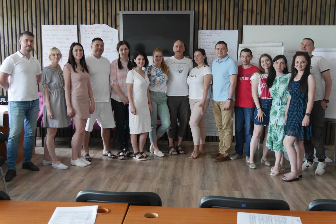 Працівники ужгородської міської ради пройшли треніг із формування стратегії розвитку міста