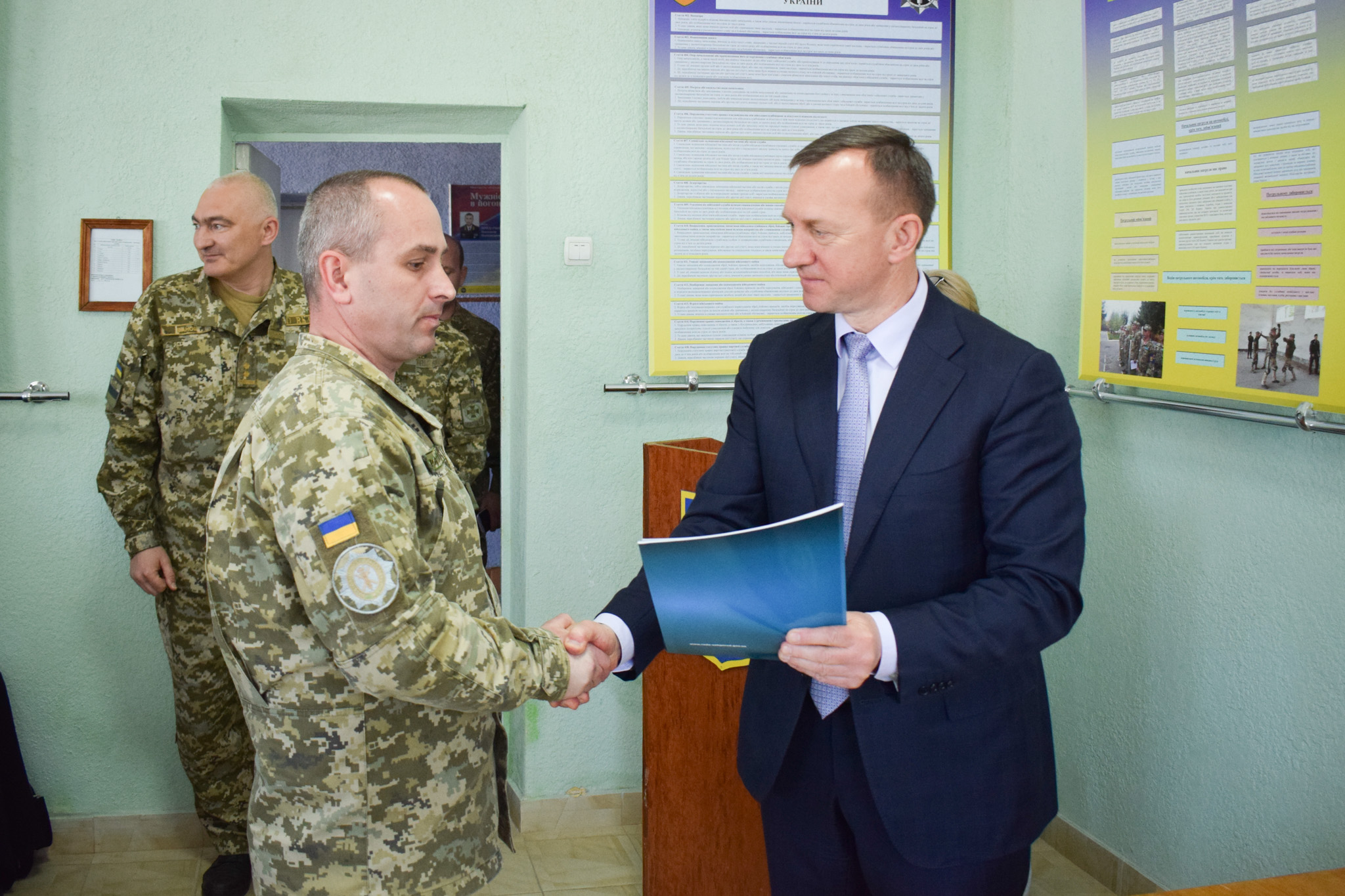 В Ужгороді відзначили 17-у річницю Військової служби правопорядку