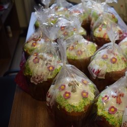 В Ужгороді малозабезпеченим родинам передали продуктові набори