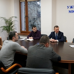 В Ужгороді планують впровадити систему велопрокату. Від містян чекають пропозицій щодо визначення локацій
