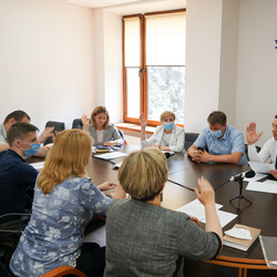 Троє ужгородців отримають по 10 тисяч гривень премії міського голови для обдарованої молоді