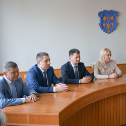 У міській раді привітали жінок, які беруть активну участь у громадському житті Ужгорода