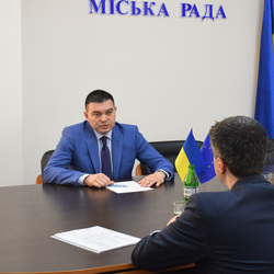В Ужгородській міській раді відбулася зустріч з Генеральним консулом Чеської Республіки у Львові Павелом Пешеком
