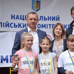 Всеукраїнський Олімпійський день провели сьогодні в Ужгороді у Боздоському парку