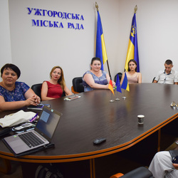 В Ужгородській міськраді представили напрацювання студентки із Дармштадта для потенційного проекту щодо поводження з твердими побутовими відходами