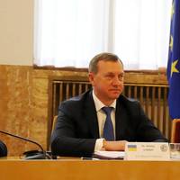 В Ужгороді перевіряють дотримання вимог карантину у магазинах, закладах громадського харчування
