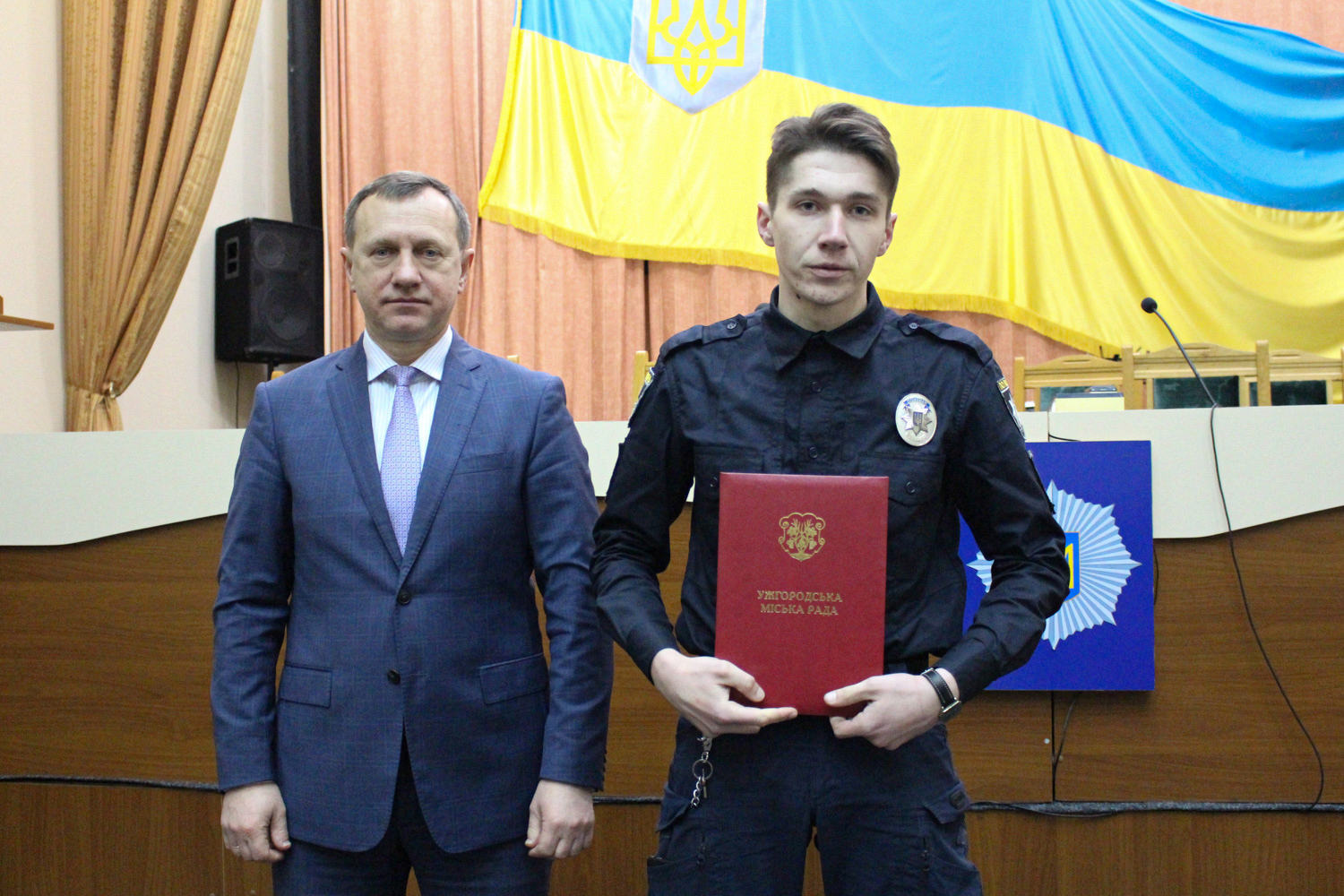 Богдан Андріїв вручив грамоти патрульним з інших областей України