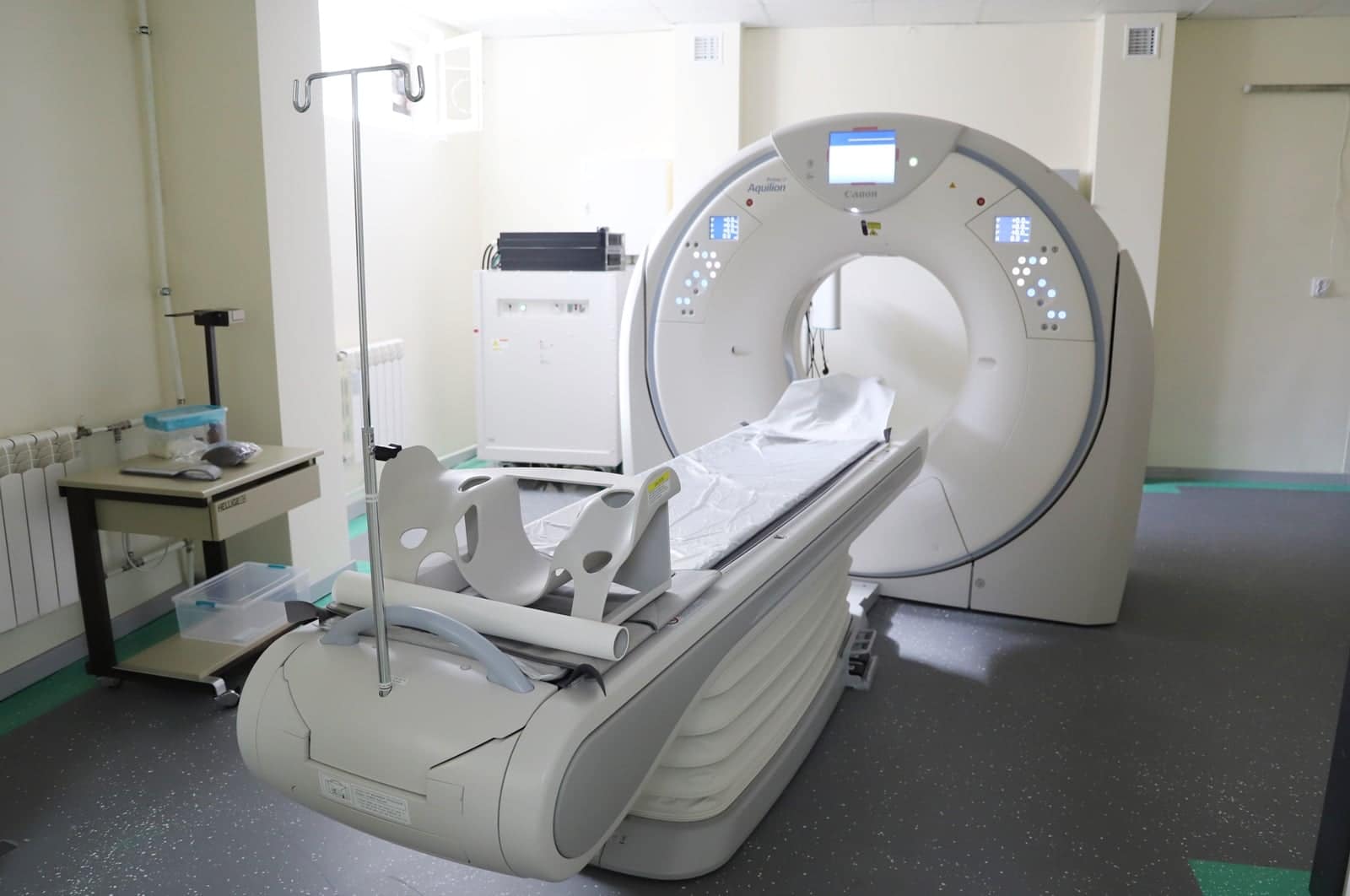 Сучасний 128-зрізовий комп’ютерний томограф уже працює в Ужгородській міській центральній клінічній лікарні