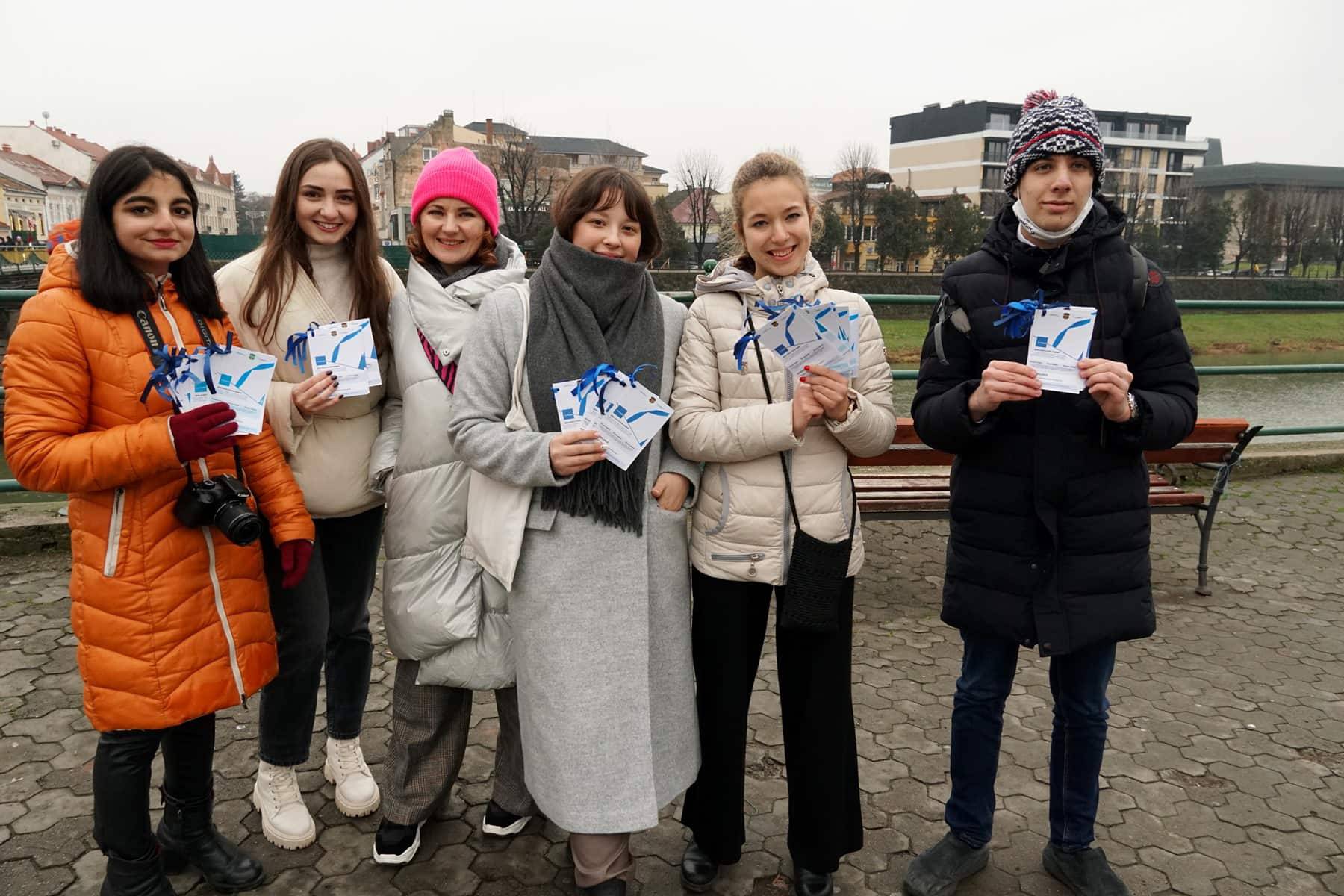 Ужгородські школярі провели акцію проти насильства над дітьми