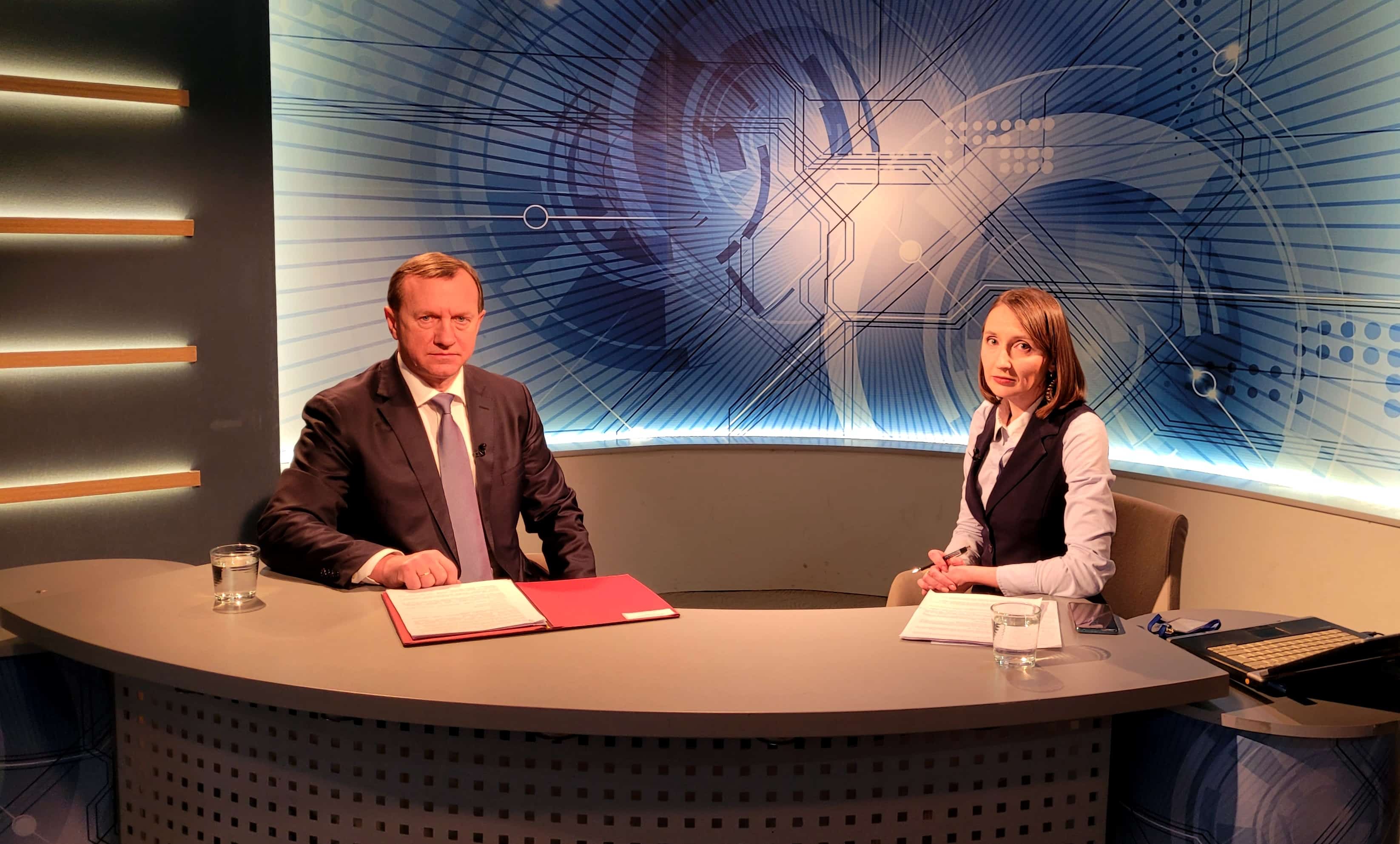 Міський голова Богдан Андріїв звітував про роботу у 2021 році на телеканалі 