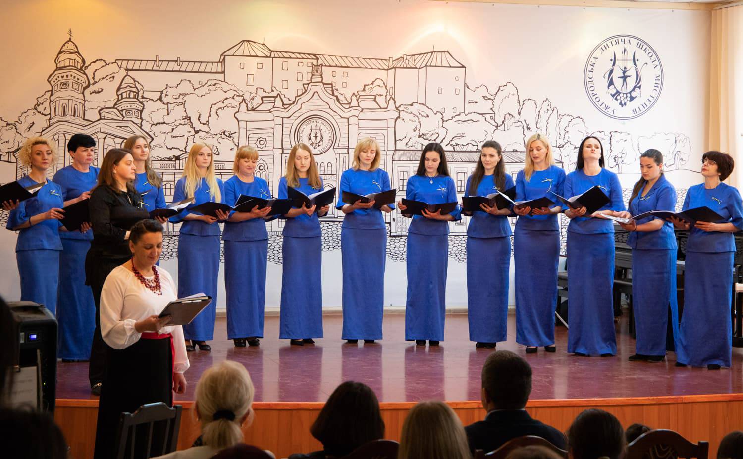 Благодійний концерт на підтримку військових 128-ї гірсько-штурмової Закарпатської бригади в Ужгородській дитячій школі мистецтв