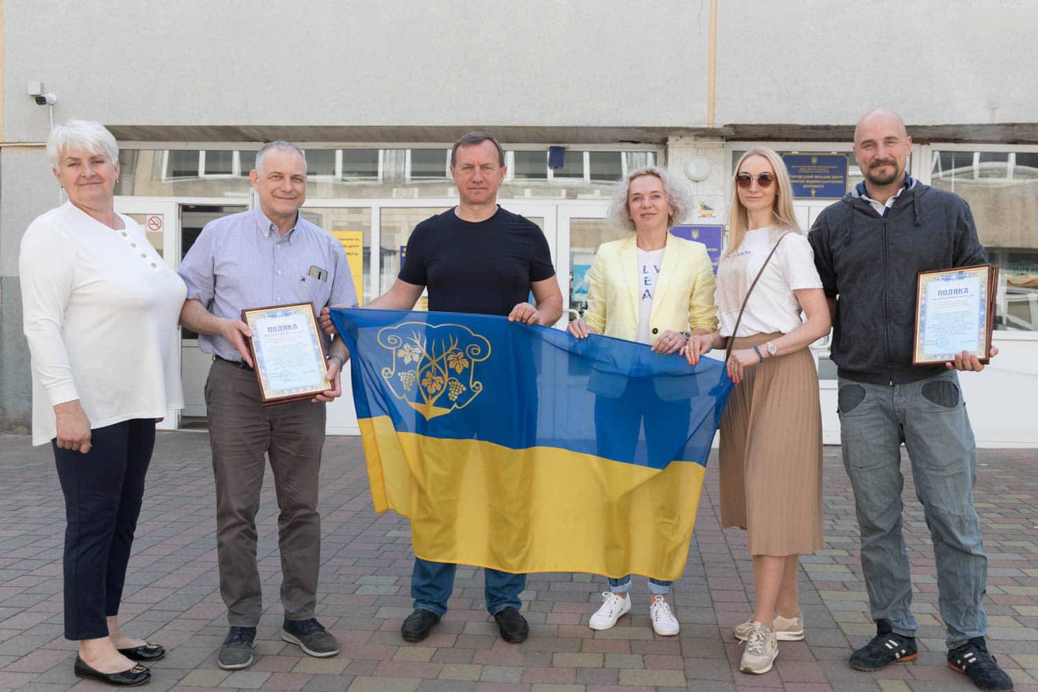 Богдан Андріїв вручив подяки Ужгородської міської ради благодійникам із Італії