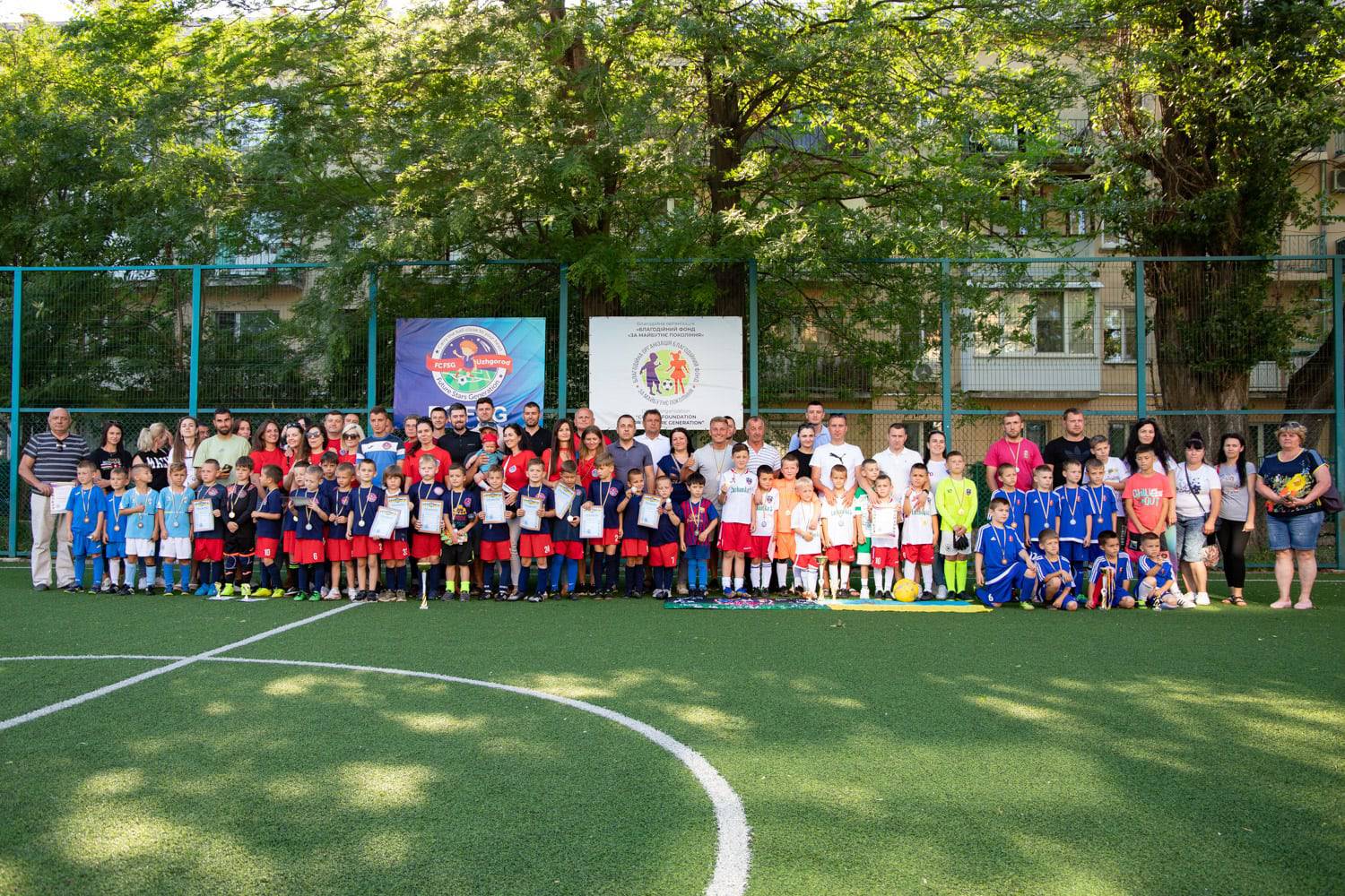 Понад 250 юних спортсменів краю змагалися у футбольному турнірі в Ужгороді