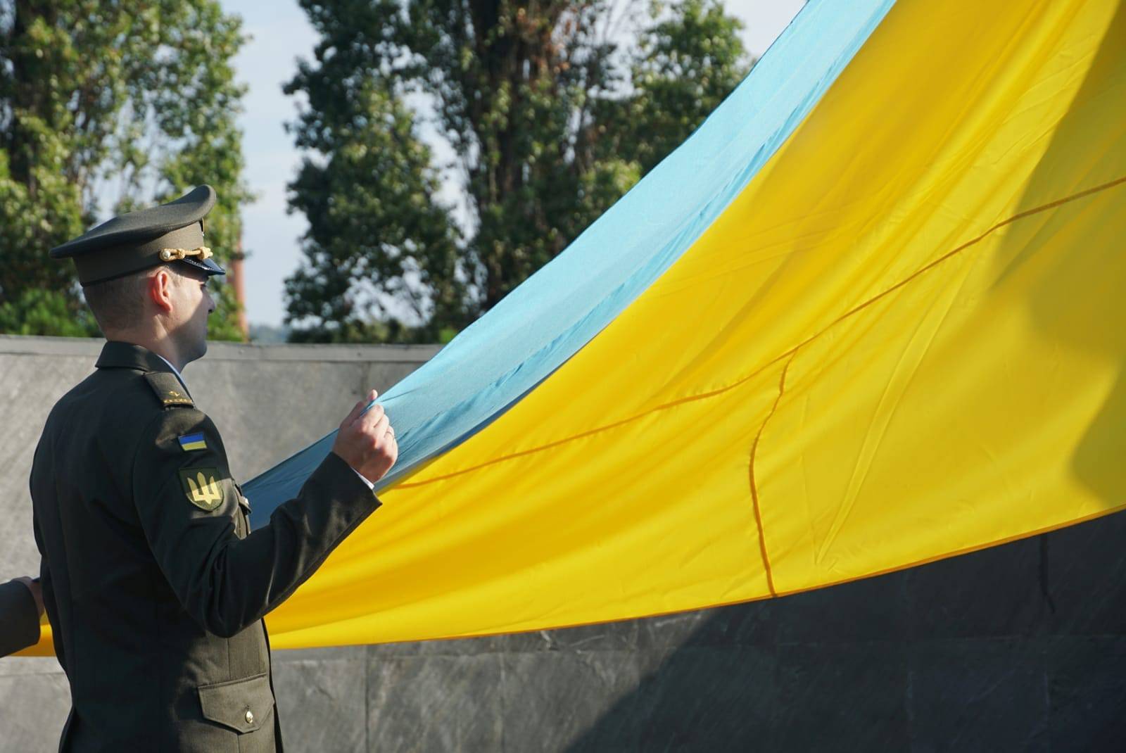 Україна святкує День Державного Прапора – в Ужгороді відбулися урочистості 