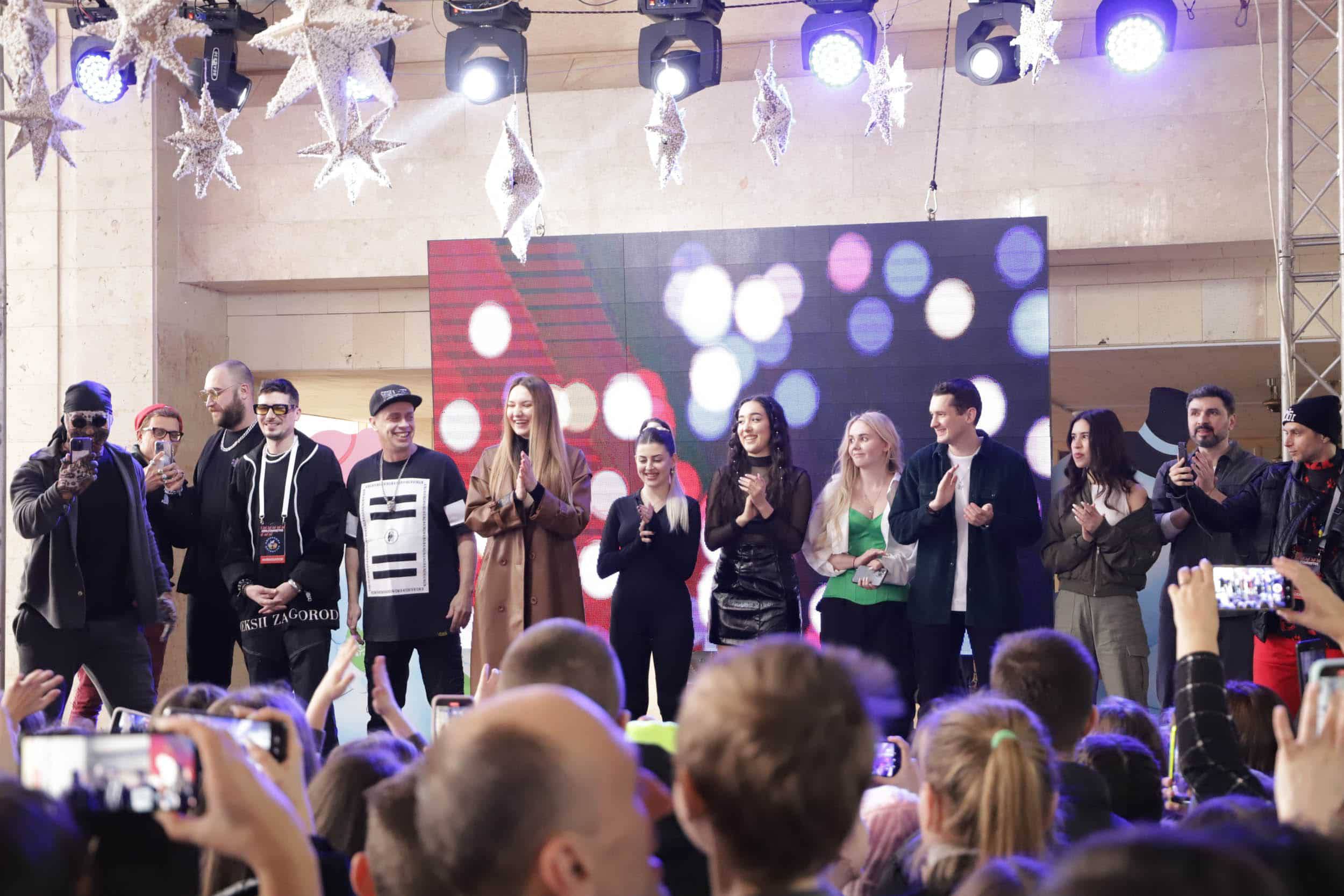 «Амбасадор дитинства»: зірки українського шоубізнесу провели в Ужгороді благодійний захід для дітей