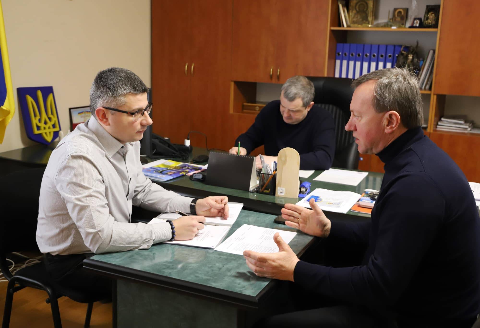 Роботу Ужгородської філії Закарпатського обласного центру зайнятості обговорили сьогодні у міськраді