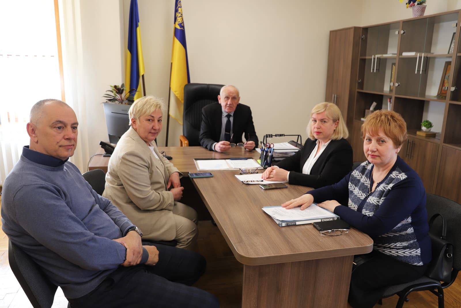 Ситуацію із захворюваністю на скарлатину в Ужгороді розглянули у міській раді на засіданні протиепідемічної комісії