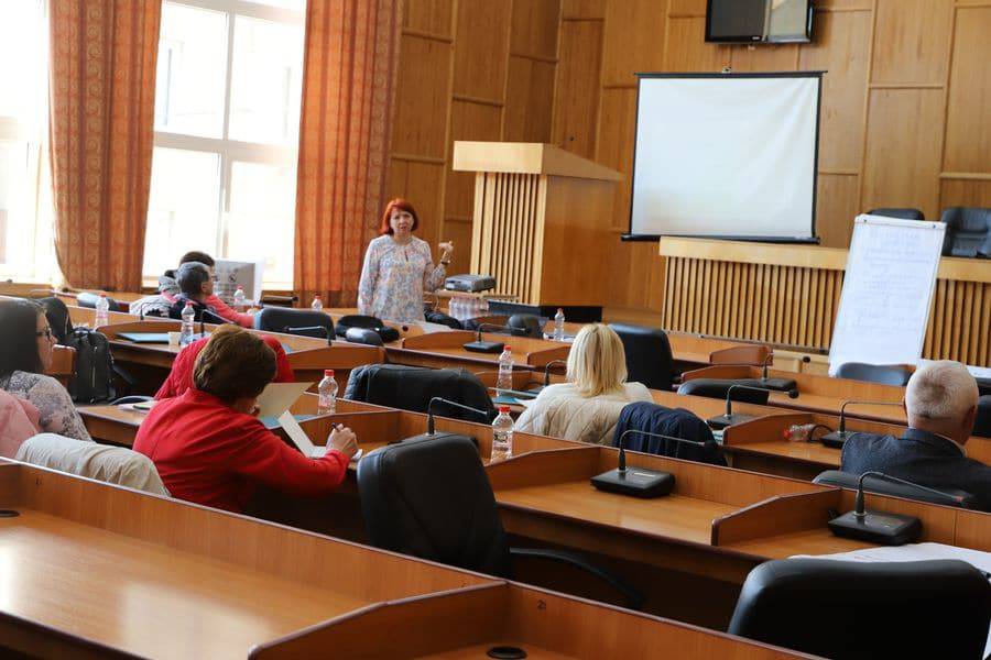 В Ужгородській міській раді стартував тренінг у межах проєкту Міжнародної організації з міграції