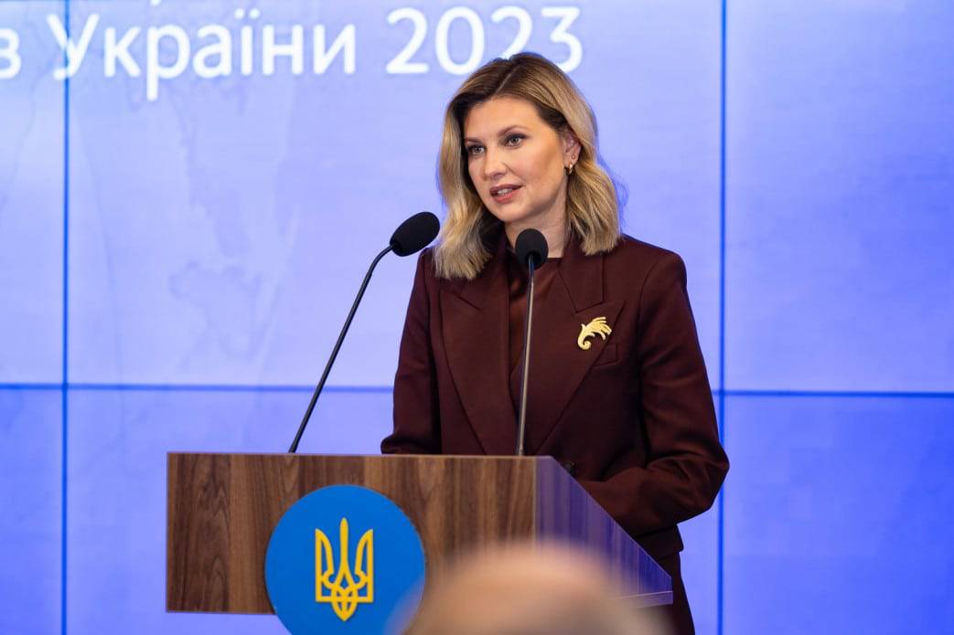 Олена Зеленська на Конференції послів: «Нині кожен із нас – амбасадор України й захисник її інтересів»   