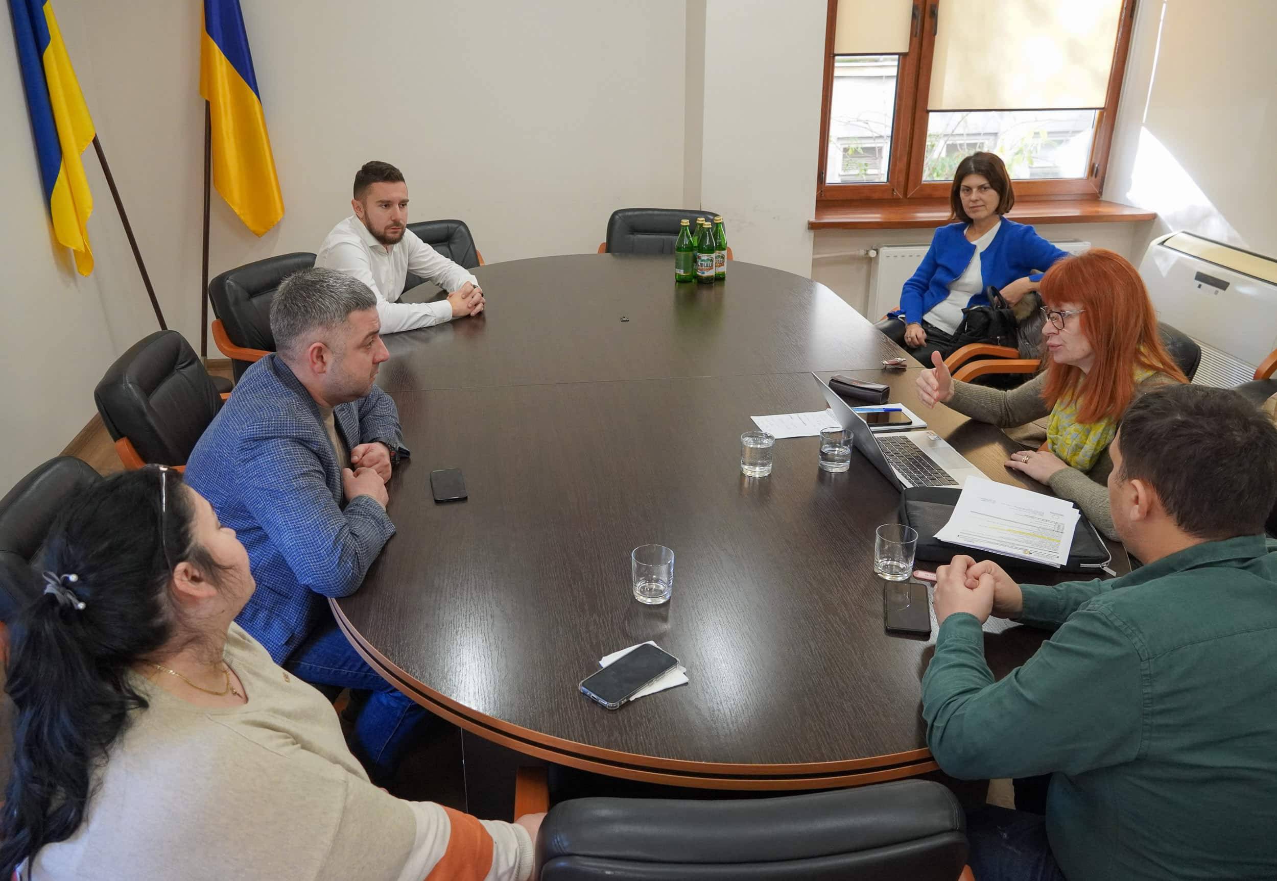 Питання подальшої співпраці із румунськими партнерами обговорили в Ужгородській міськраді