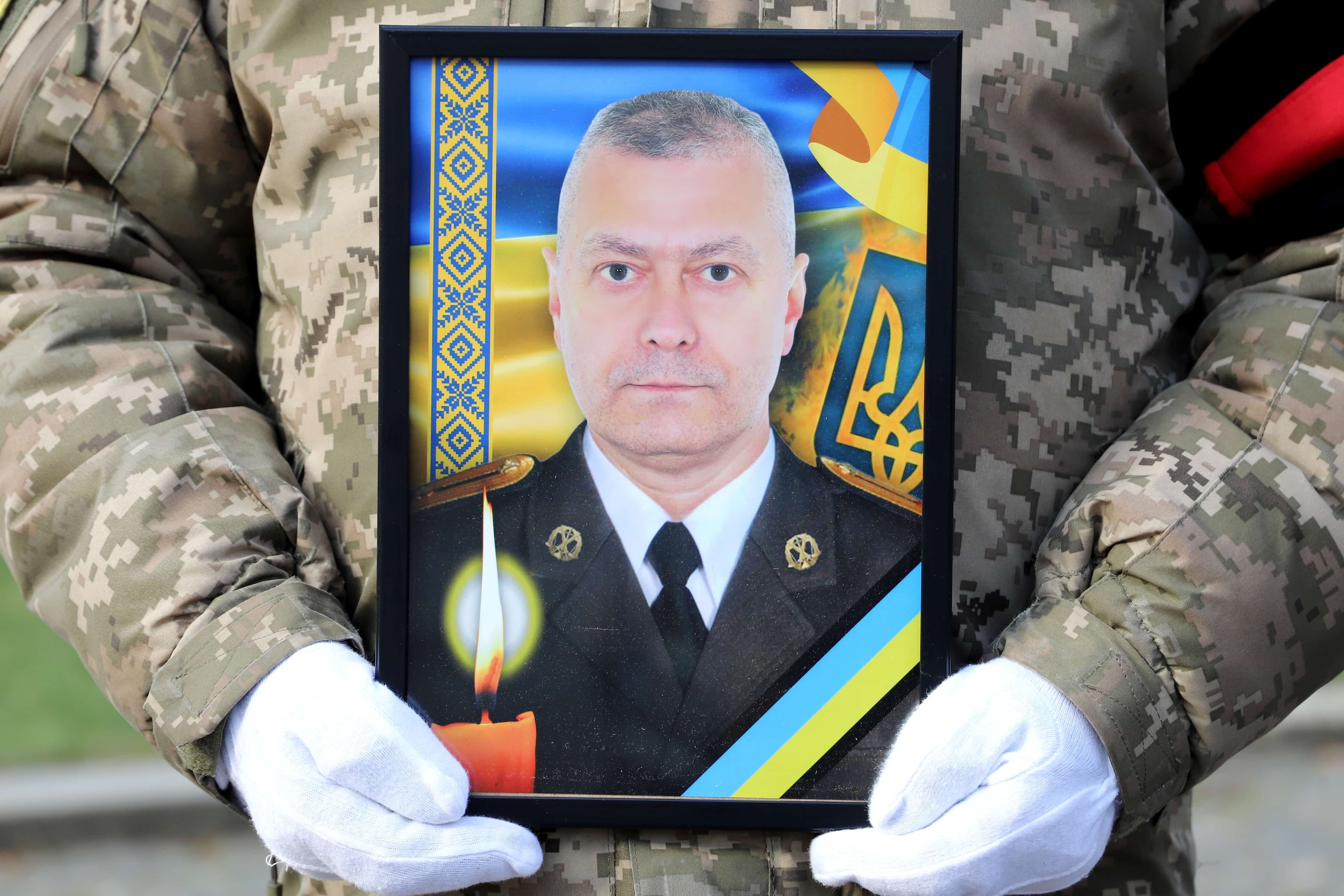 В Ужгороді сьогодні, 8 січня, попрощалися із підполковником Андрієм Лущакевичем