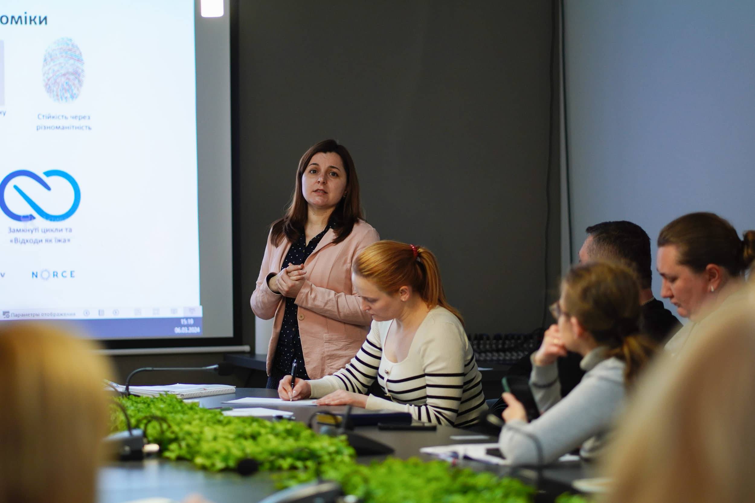 Пропозиції для підтримки зелених і соціальних інновацій та підприємництва обговорювали представники міськради з громадськістю та науковою спільнотою Ужгорода