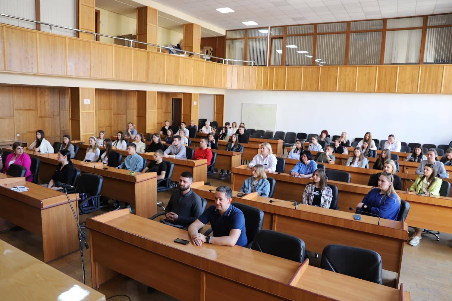 48 студентів УжНУ виявили бажання стажуватися в Ужгородській міській раді