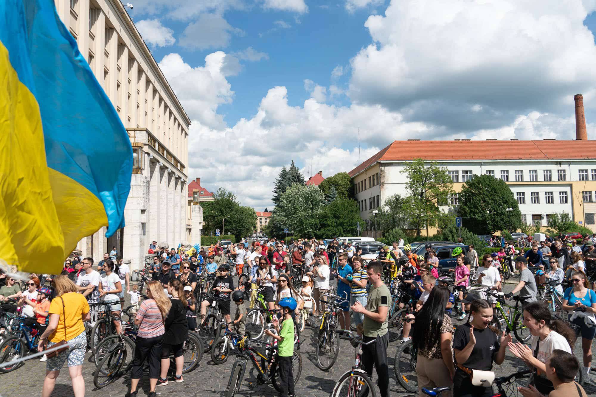 Благодійним велозаїздом «Big City Ride» відкрили сьогодні в Ужгороді велосезон