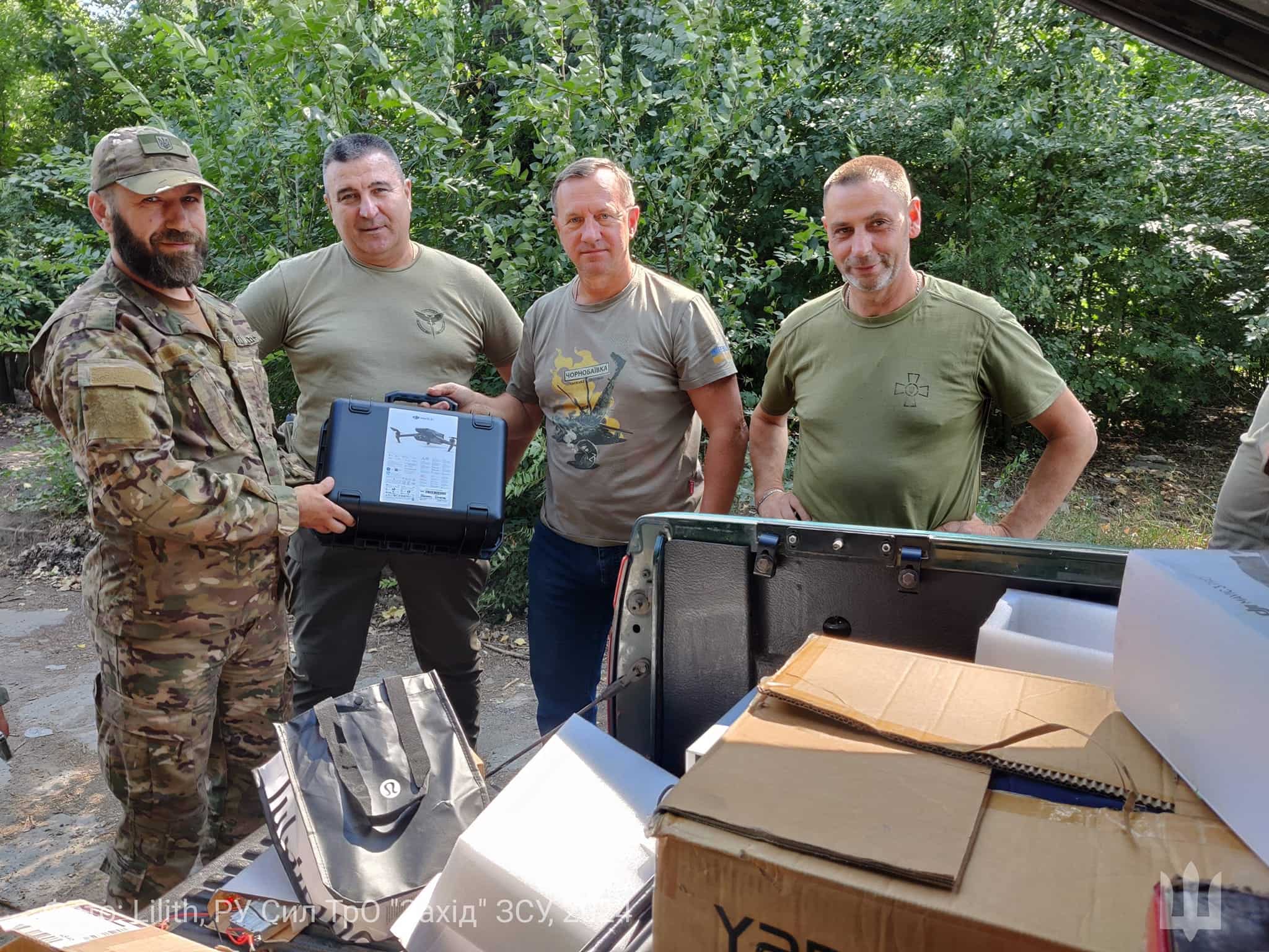 Підтримуємо наших воїнів: благодійну допомогу передали бійцям 101 бригади ТрО