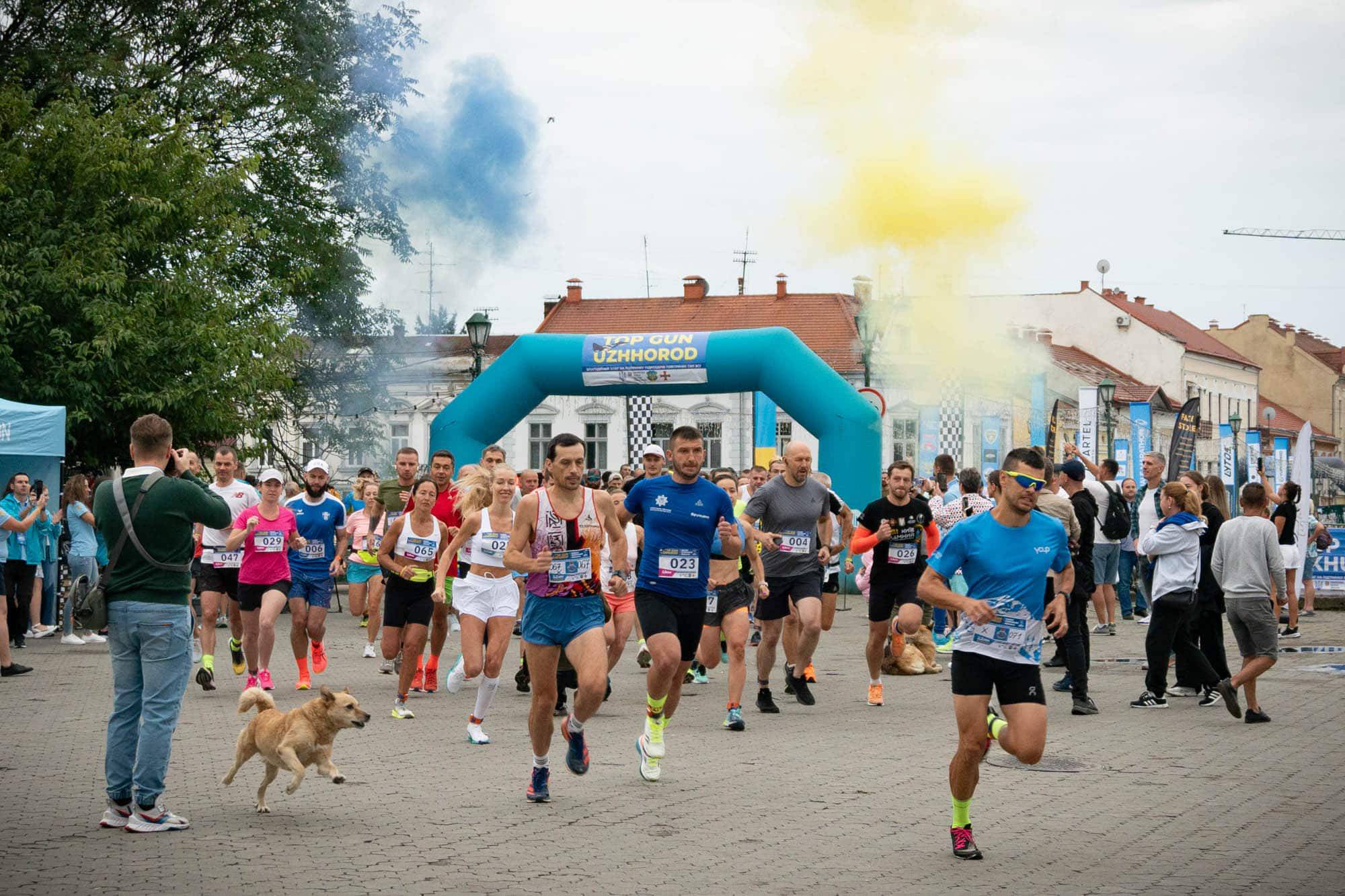 TOP GUN UZHHOROD – благодійний забіг на підтримку підрозділів Повітряних сил ЗСУ відбувся в обласному центрі Закарпаття