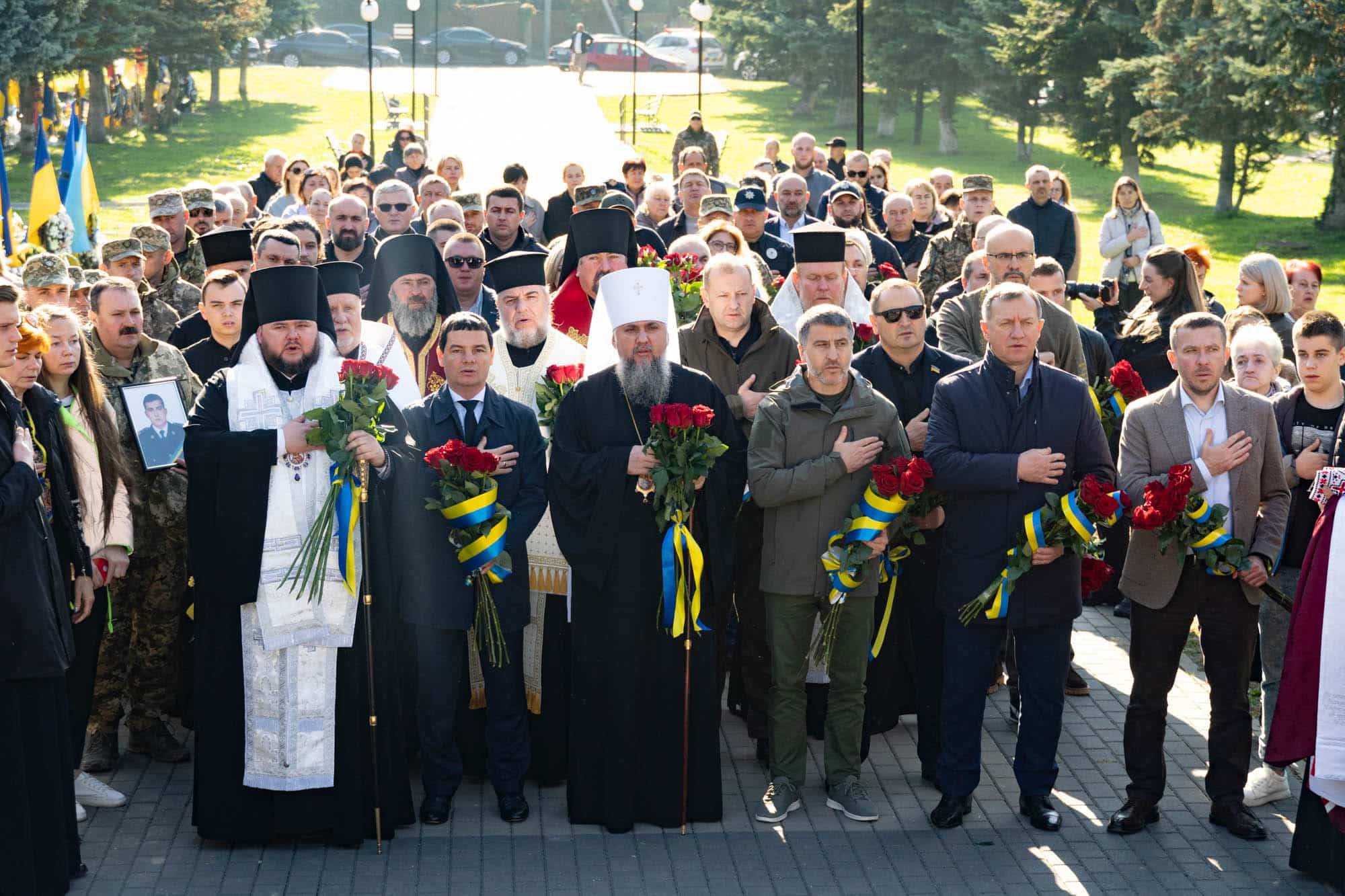 Блаженнійший Митрополит Київський і всієї України Епіфаній звершив сьогодні в Ужгороді на Пагорбі Слави Заупокійну літію за полеглими воїнами