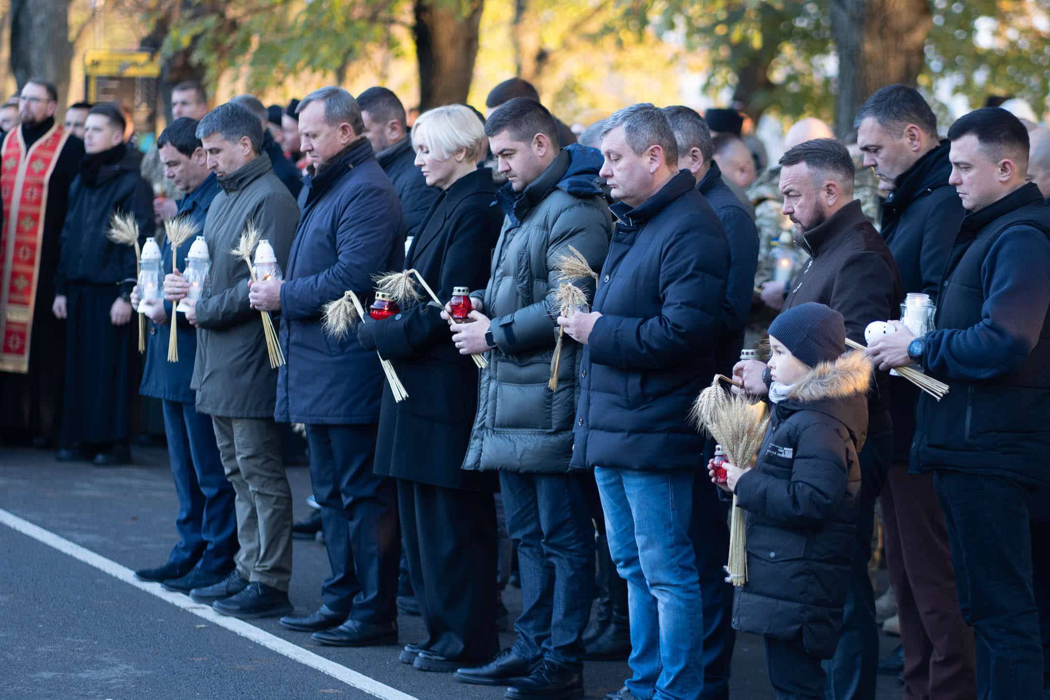 В Ужгороді вшанували пам'ять жертв Голодоморів