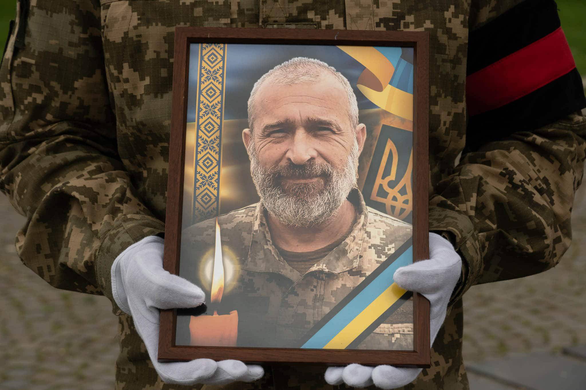 В Ужгороді попрощалися із 50-річним солдатом Віктором Зацариніним